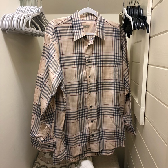 Burberry Other - Burberry Nova Check Long Sleeve Button Up